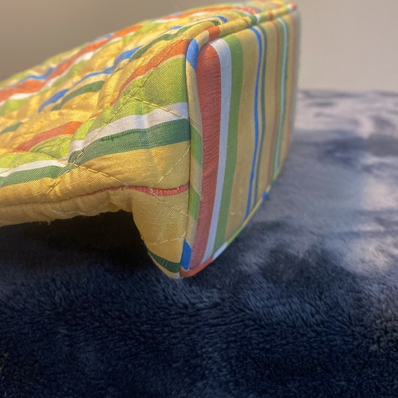 Vera Bradley purse and matching wallet in like new condition - Picture 3 of 8